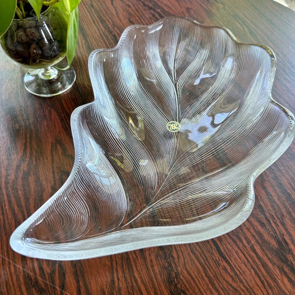 Vintage 1970s Hoya Glass Leaf Serving Platter Dish 12.5” Japan Textured Mid Cent
